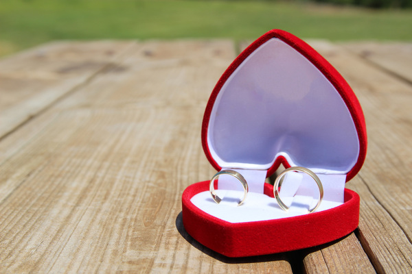 DATING MYTH #7: WOMEN WANT COMMITMENT